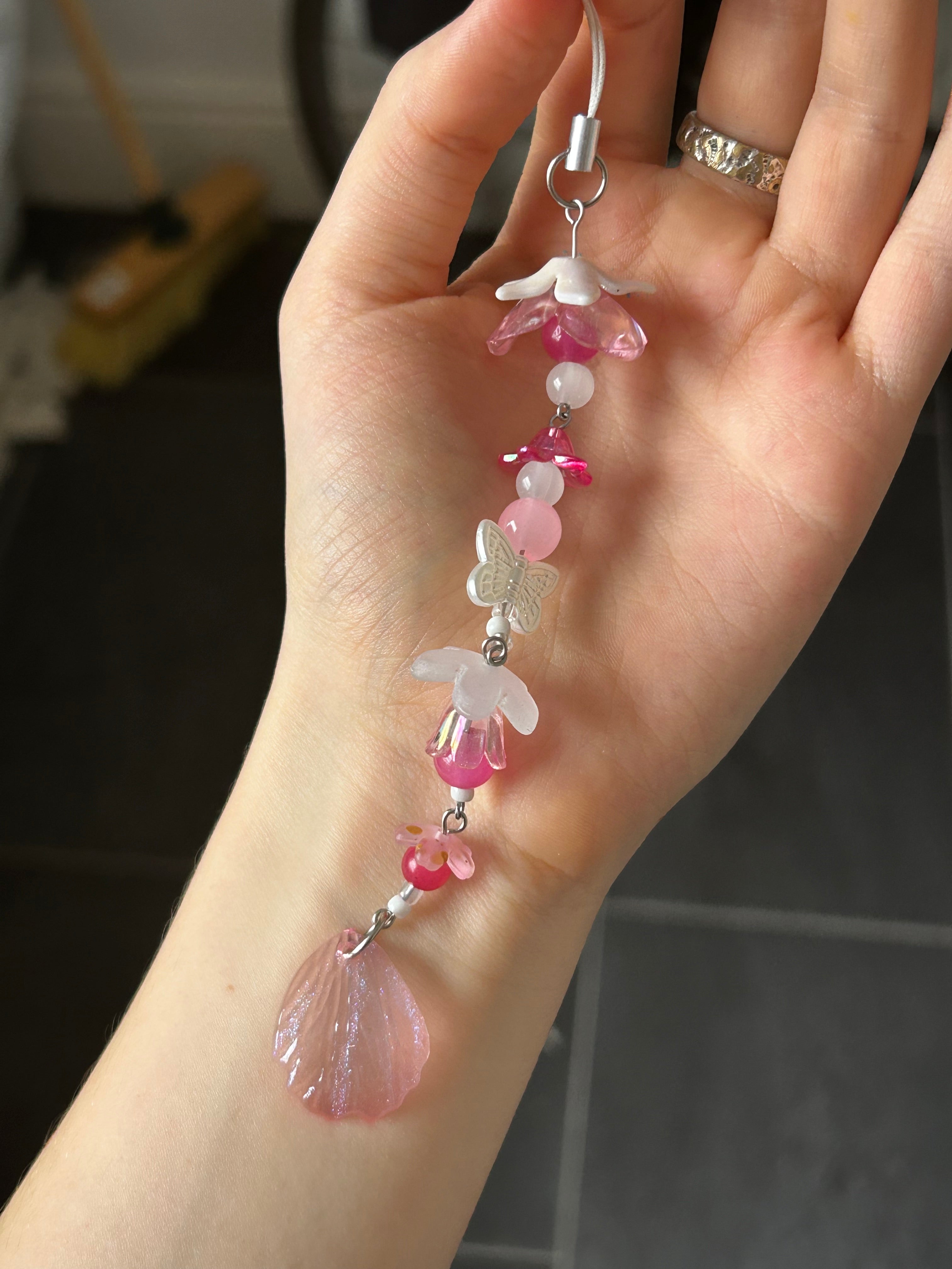 Pink Garden 🌷Minling Phone Charm