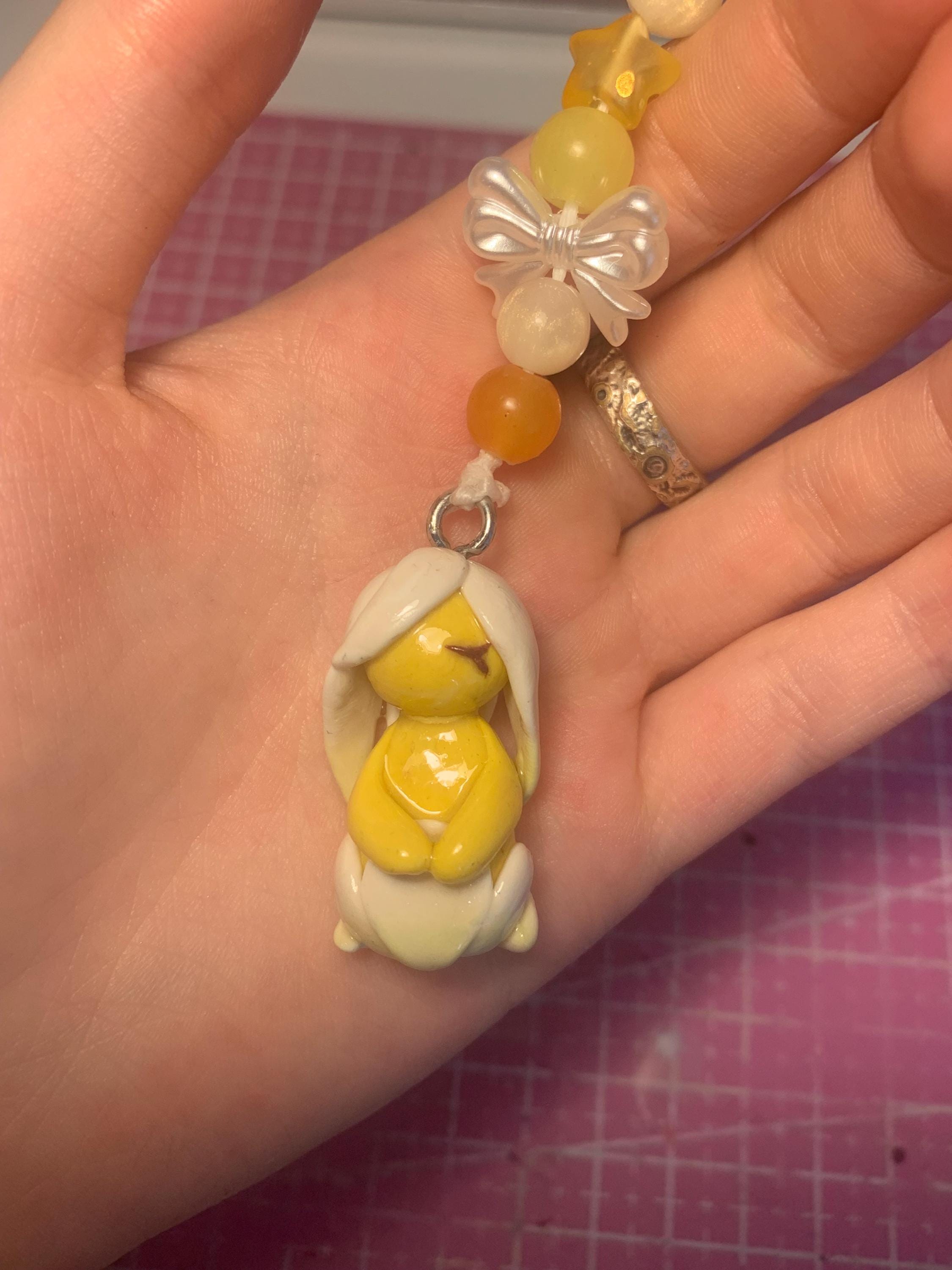 Daffodil Minmin phone charm
