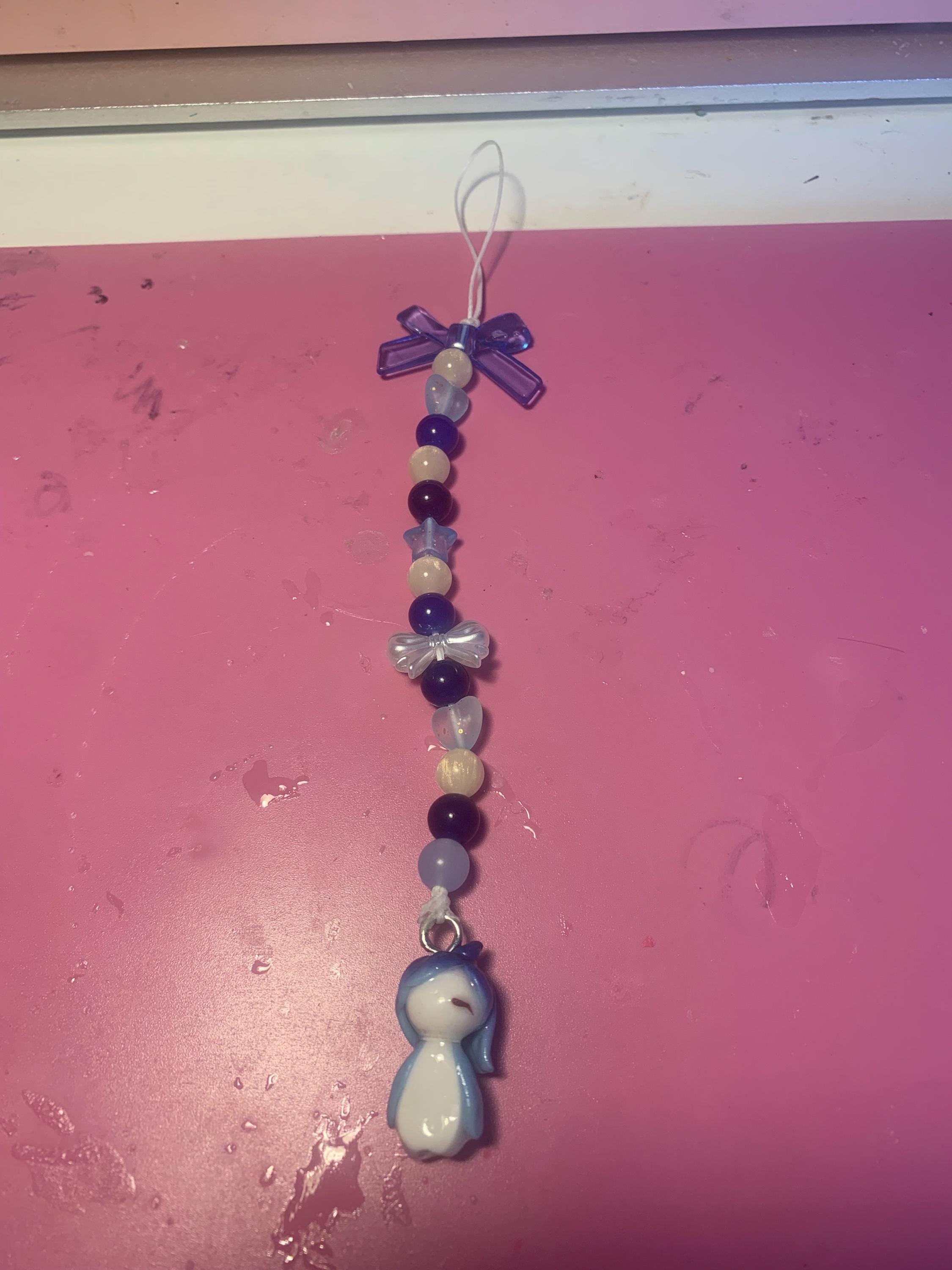 Gummy Shark Minmin phone charm