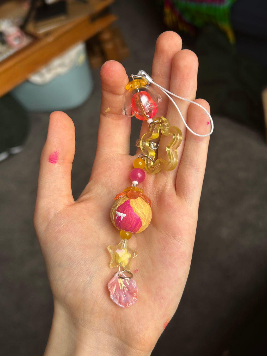 Pink Petals 🌸 Minmin Head Phone Charm